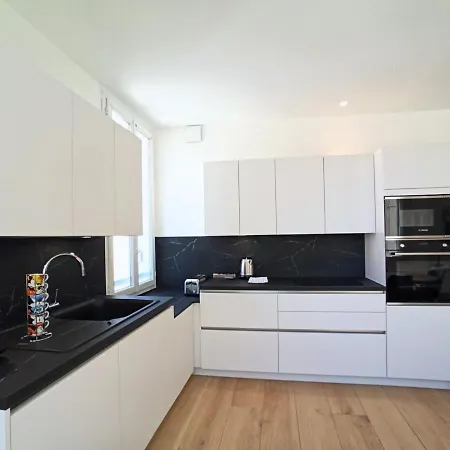 Viva Riviera - Royale Appartement *